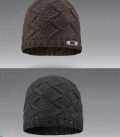 OAKLEY CABLE BEANIE 3.0