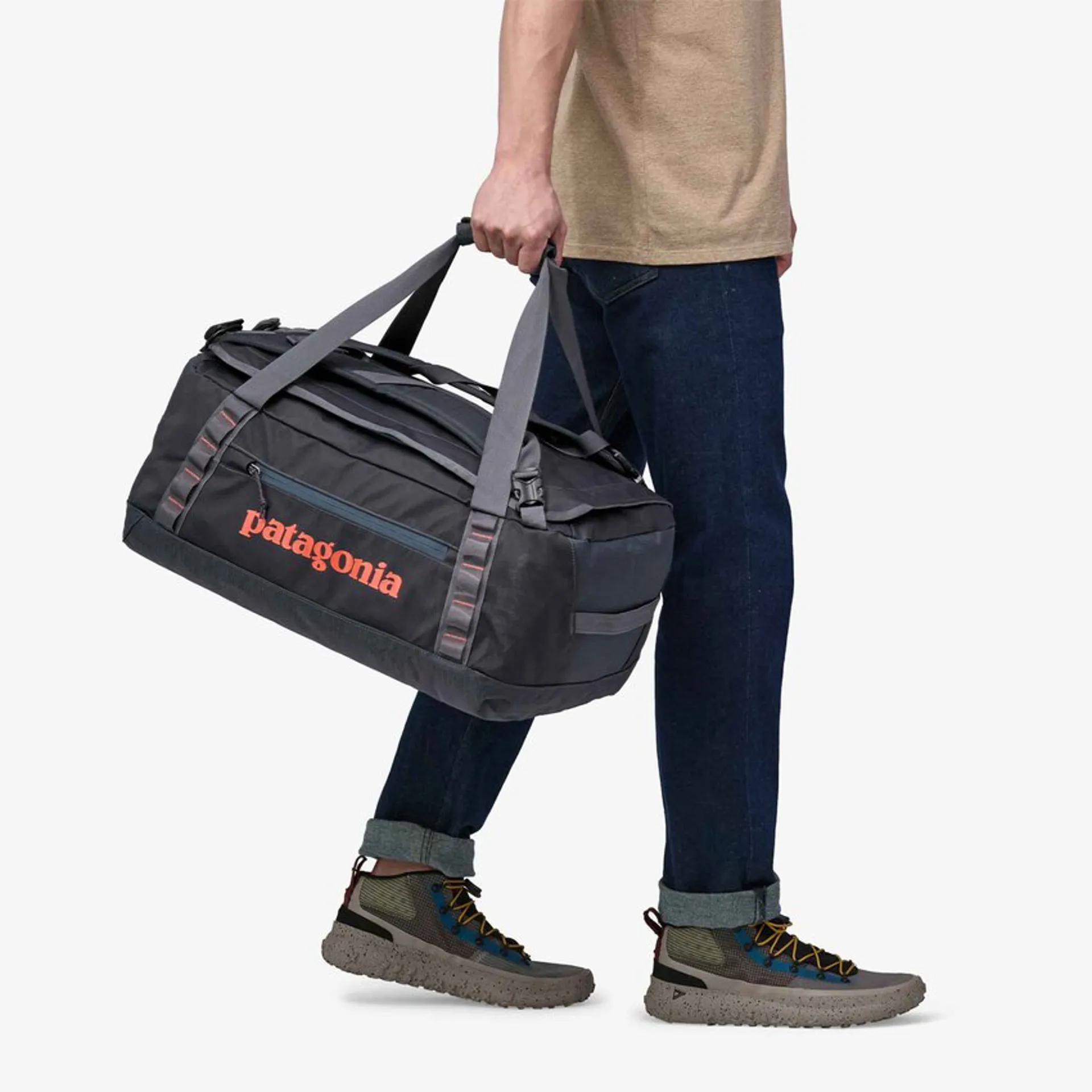 Patagonia Black Hole 40L Duffel size and dimensions