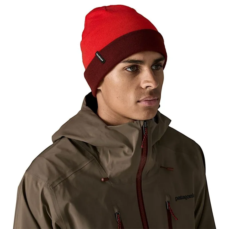 Patagonia PowSlayer Beanie in Sizzle Red-3