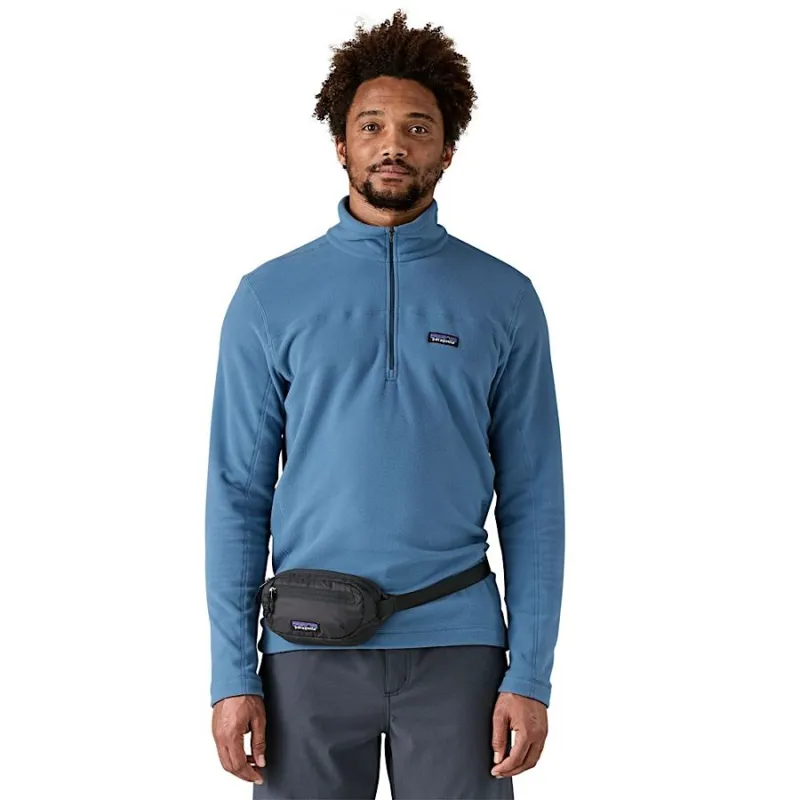 Patagonia Terravia Mini Hip Pack 1L in Black-2