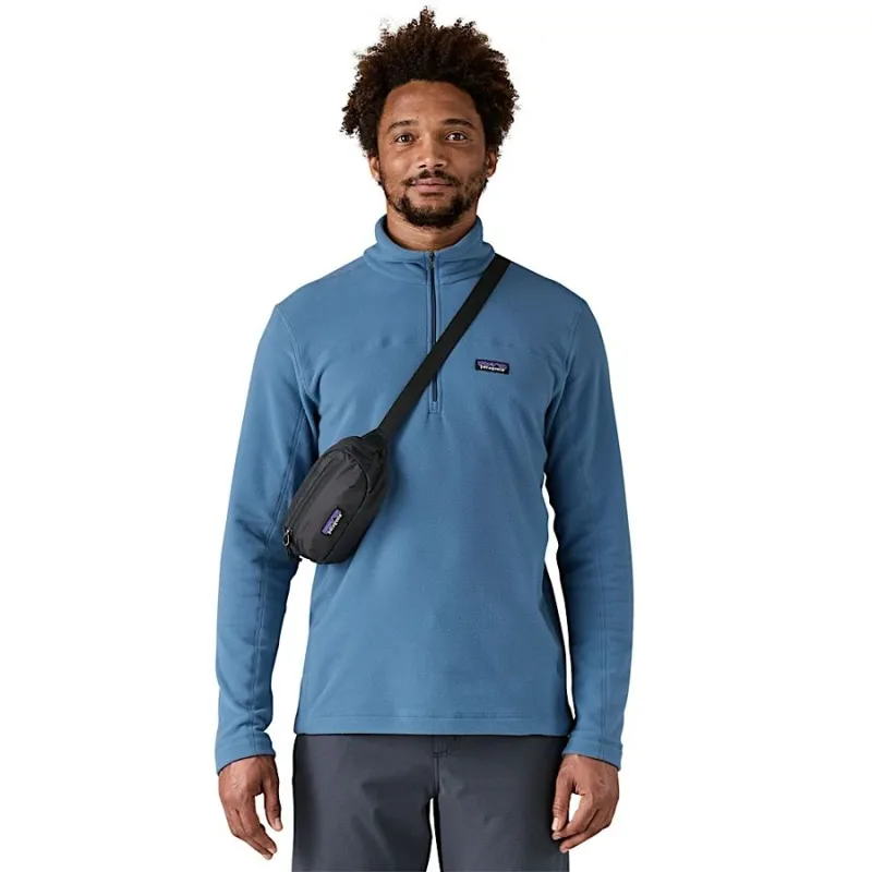 Patagonia Terravia Mini Hip Pack 1L in Black-3
