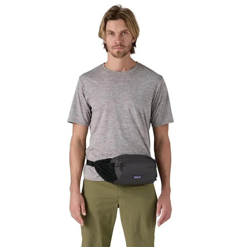 Patagonia Terravia Hip Pack 4L in Berry Fig-1