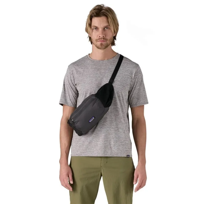 Patagonia Terravia Hip Pack 4L in Black-4