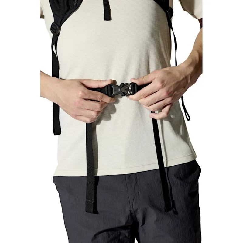 Rab Airox 18L Day Pack in Black-8