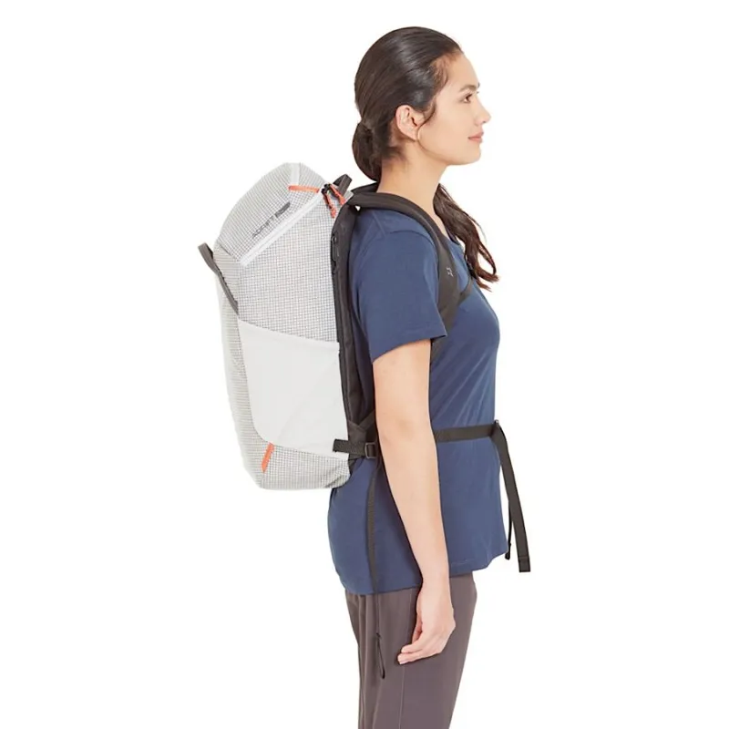 Rab Adrift 24L Day Pack in Black-9