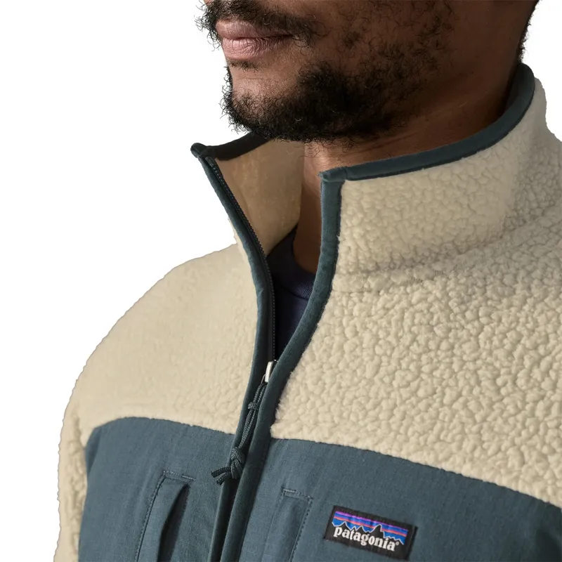Patagonia Men's Retro Pile Fleece Patch Jacket in Black-2