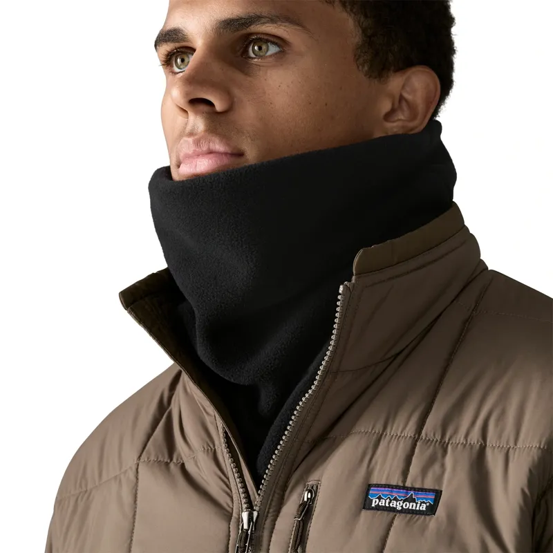 Patagonia Micro D Fleece Neck Gaiter in Black-3