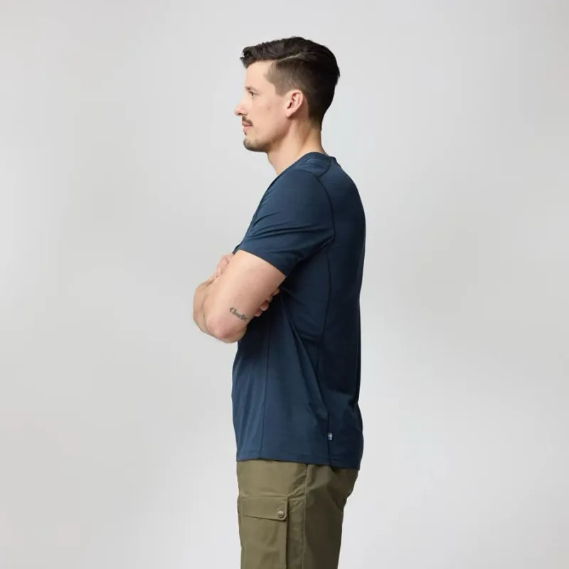 Fjallraven Abisko Lite SS Shirt in Dark Navy-3