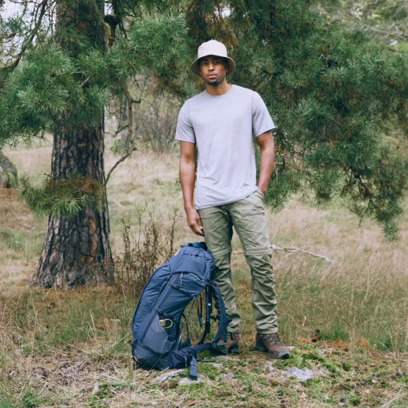 Fjallraven Abisko Lite SS Shirt in Dark Navy-9