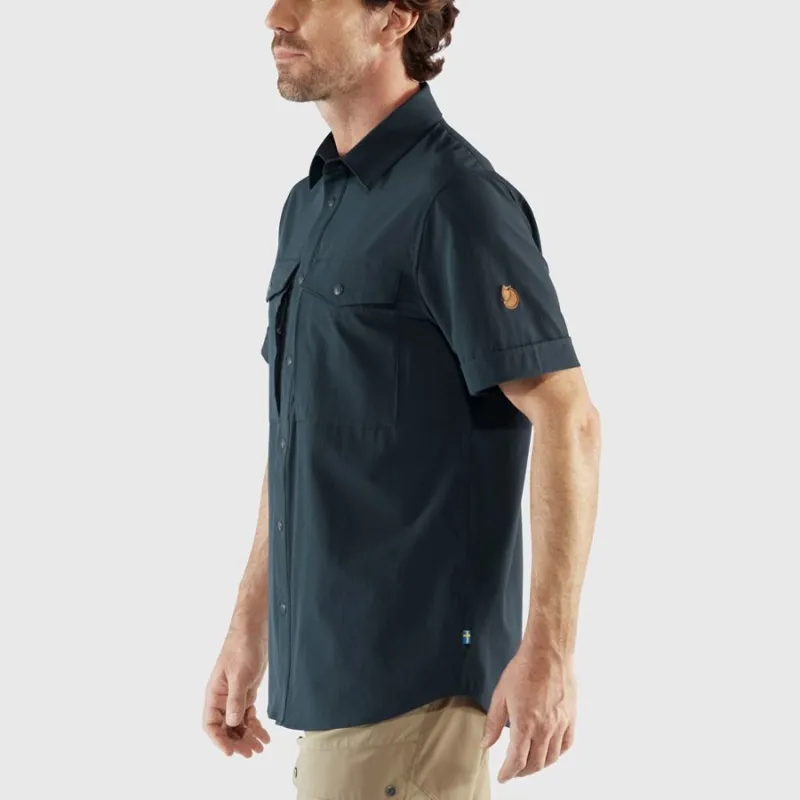 Fjallraven Abisko Men's Trekking Shirt SS in Light Olive-4