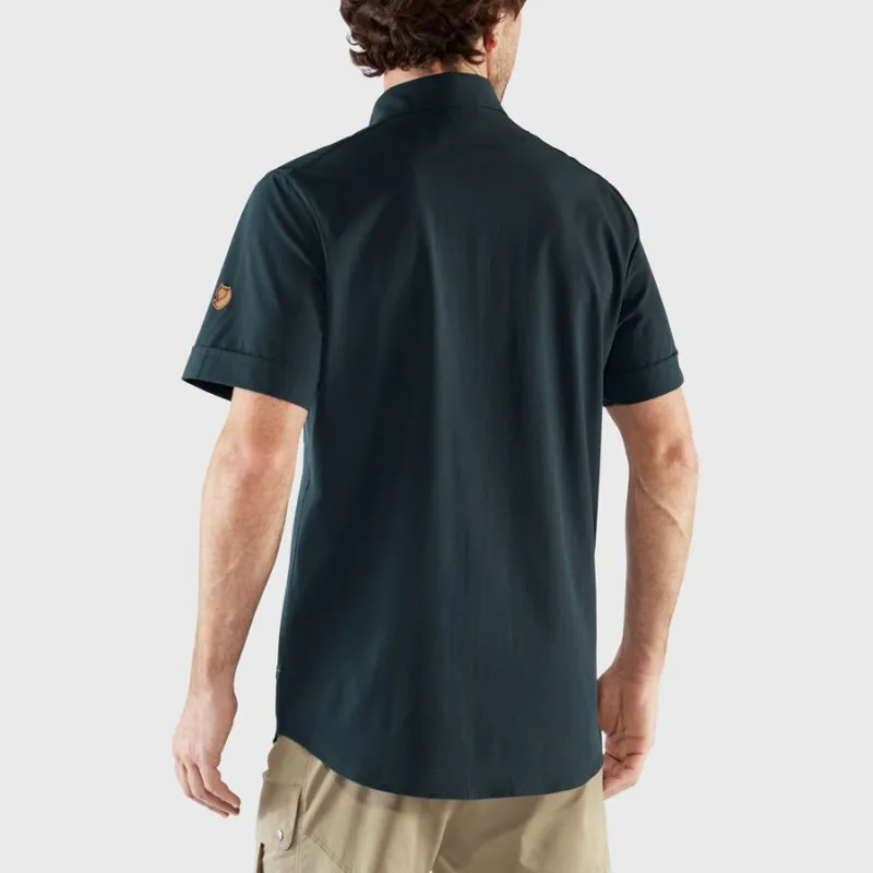Fjallraven Abisko Men's Trekking Shirt SS in Light Olive-3