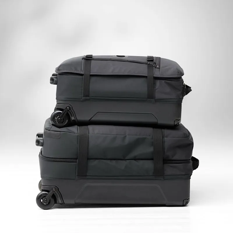 Fjallraven Farden Roller 35 in Coal Black-6