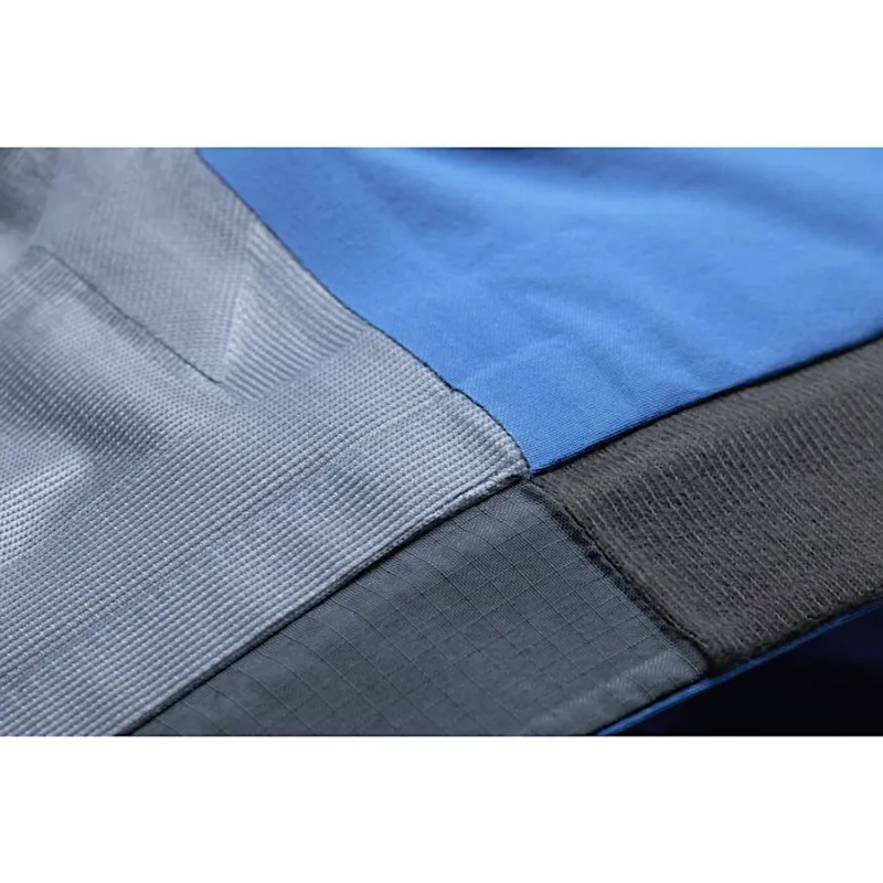 Fjallraven Keb Gore-Tex Men's Jacket in UN Blue-11