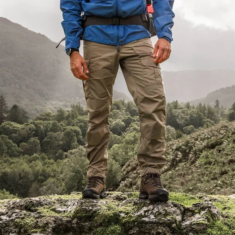 Fjallraven Mens Vidda Pro Trousers Regular Leg in Dark Grey/Black-13
