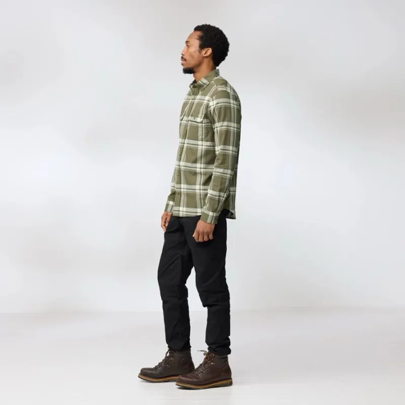 Fjallraven Ovik Lite Men's Flannel Shirt in Laurel Green/Chalk White-4