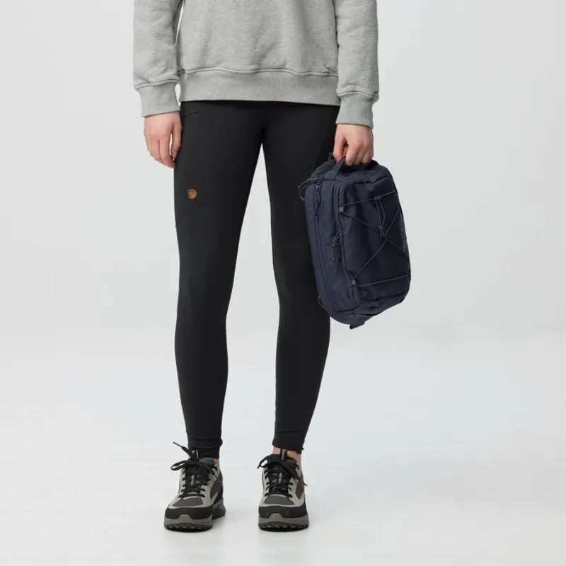 Fjallraven Skule Sling in Deep Forest-9