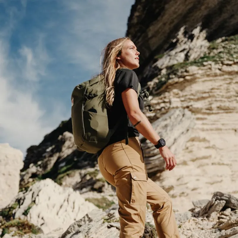 Fjallraven Ulvo 23 Backpack in Dark Grey-11