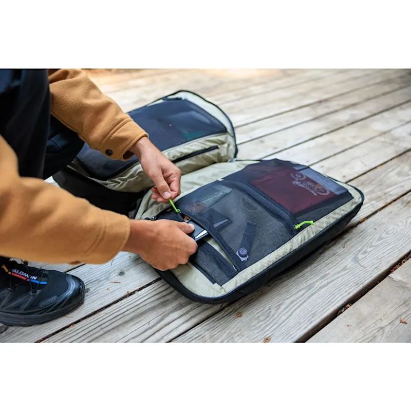 Gregory Border Carry On 40 in Black Lichen-4