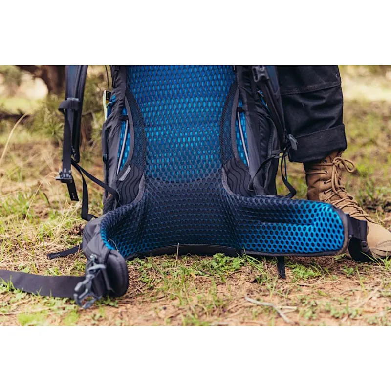 Gregory Focal 48 Backpack 48L in Ozone Black-4