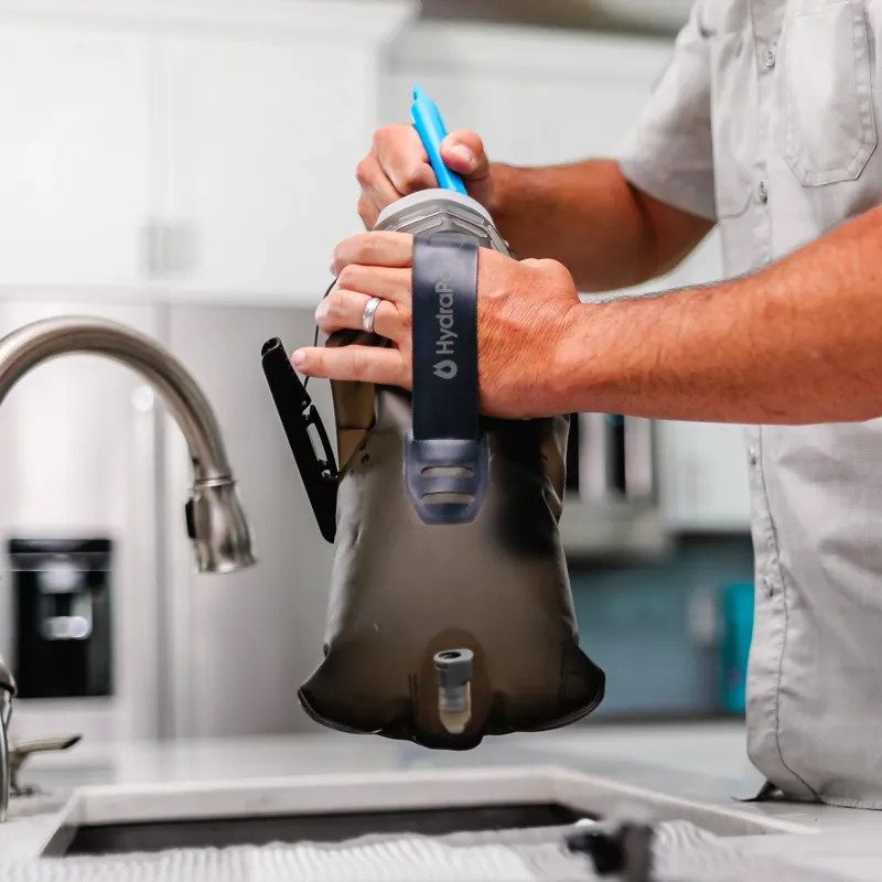Hydrapak Gear Cleaning Kit in Black/Grey-3