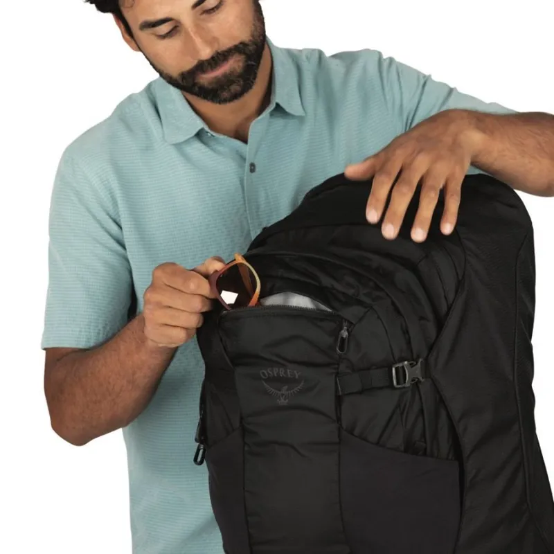 Osprey Farpoint 55 Travel Pack in Black-6