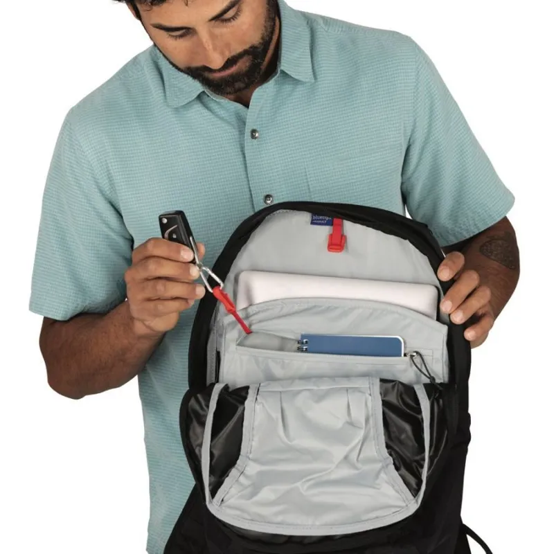 Osprey Farpoint 55 Travel Pack in Black-8