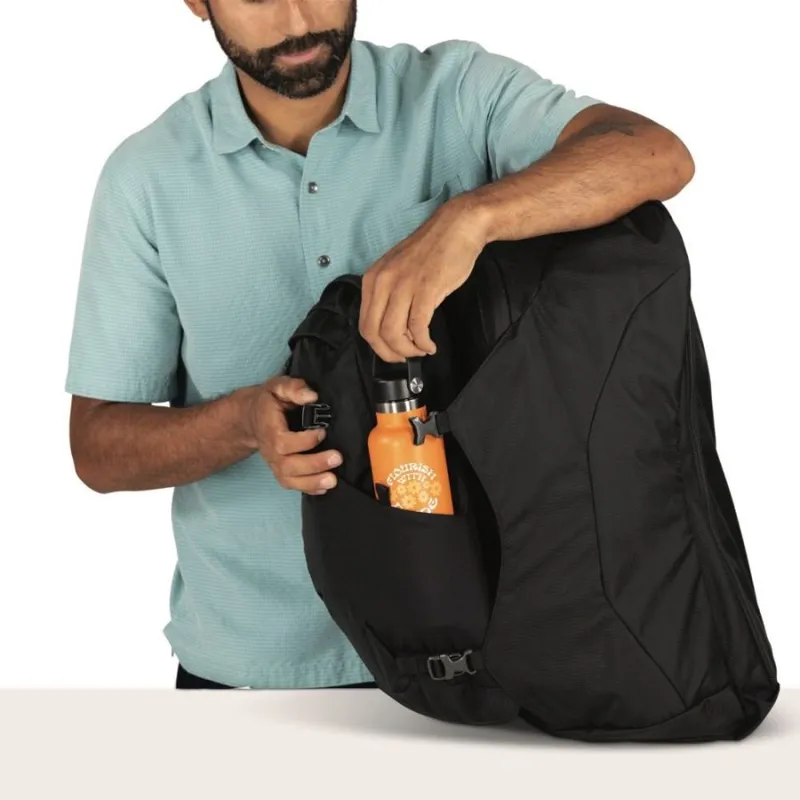 Osprey Farpoint 55 Travel Pack in Sawdust Tan-4