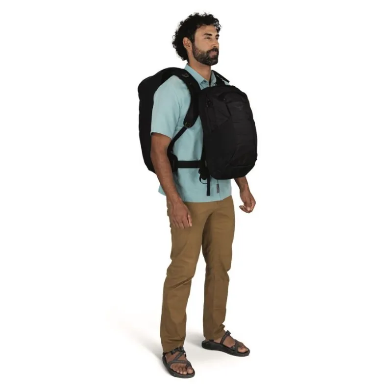 Osprey Farpoint 55 Travel Pack in Sawdust Tan-11