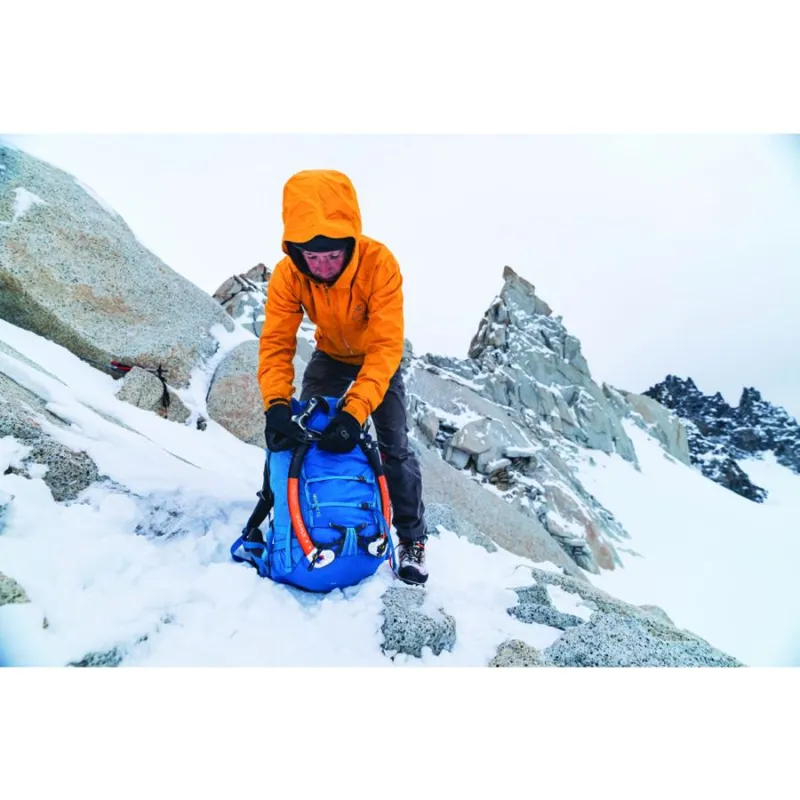 Osprey Mutant 22 Backpack in Blue Flame-12