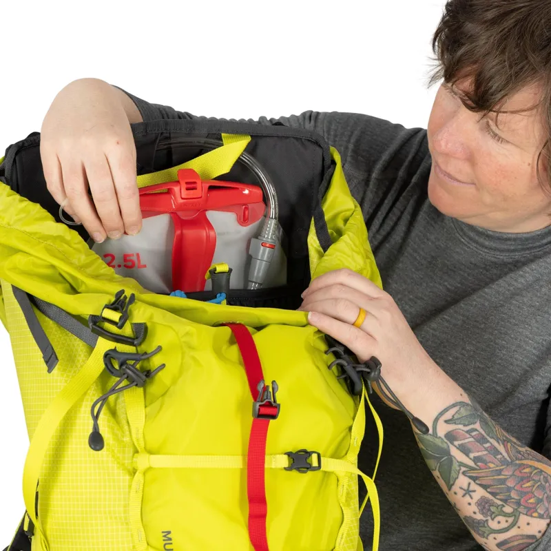 Osprey Mutant 38 Backpack in Lemongrass-8