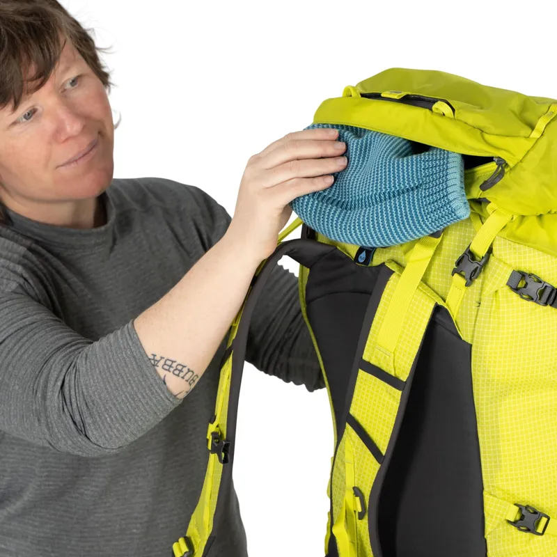 Osprey Mutant 38 Backpack in Lemongrass-12