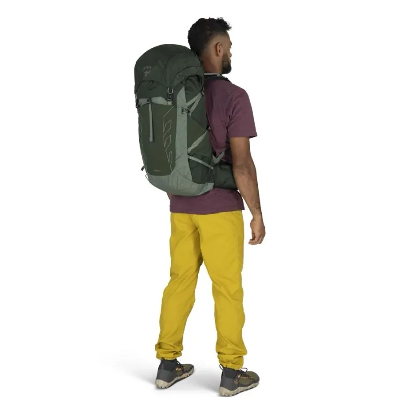 Osprey Talon 33 Backpack in Black/Coal Grey-4