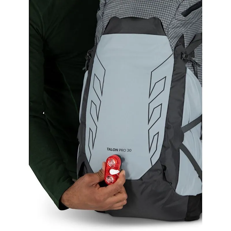 Osprey Talon Pro 30 in Silver Lining-11