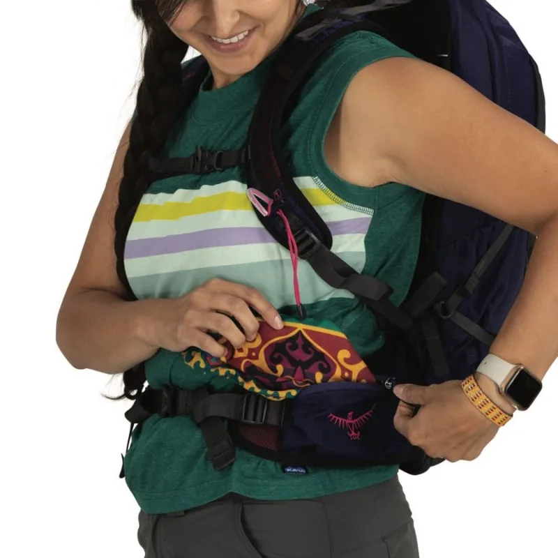 Osprey Women's Tempest 11 Backpack in Deep Fig-6