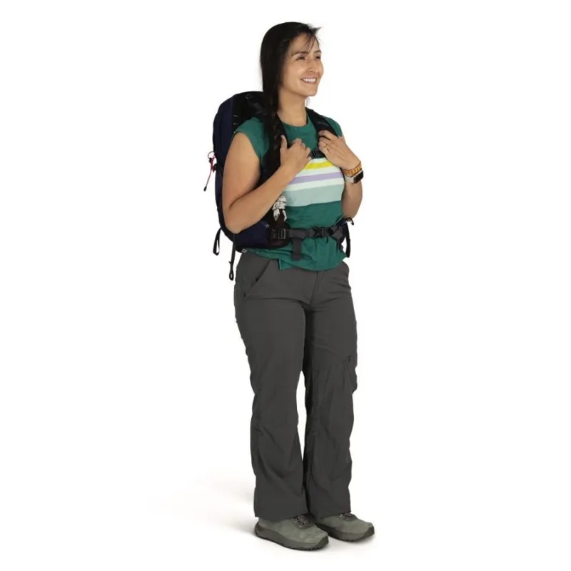 Osprey Women's Tempest 11 Backpack in Red Pampas-9