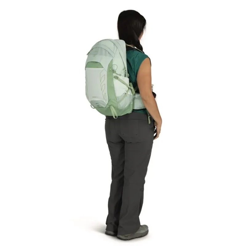 Osprey Women's Tempest 22 in Frosty Mint Green-3