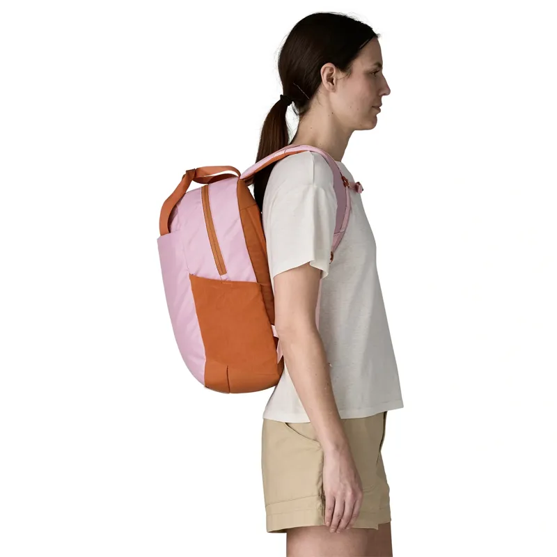 Patagonia Atom Tote Pack 20L in Weathered Stone-3