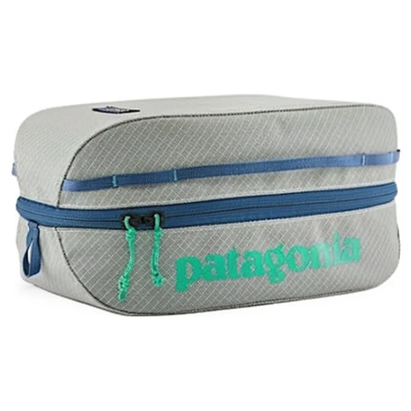 Patagonia Black Hole Cube 6L in Birch White