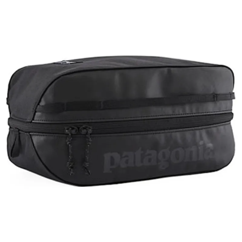 Patagonia Black Hole Cube 6L in Black/Black
