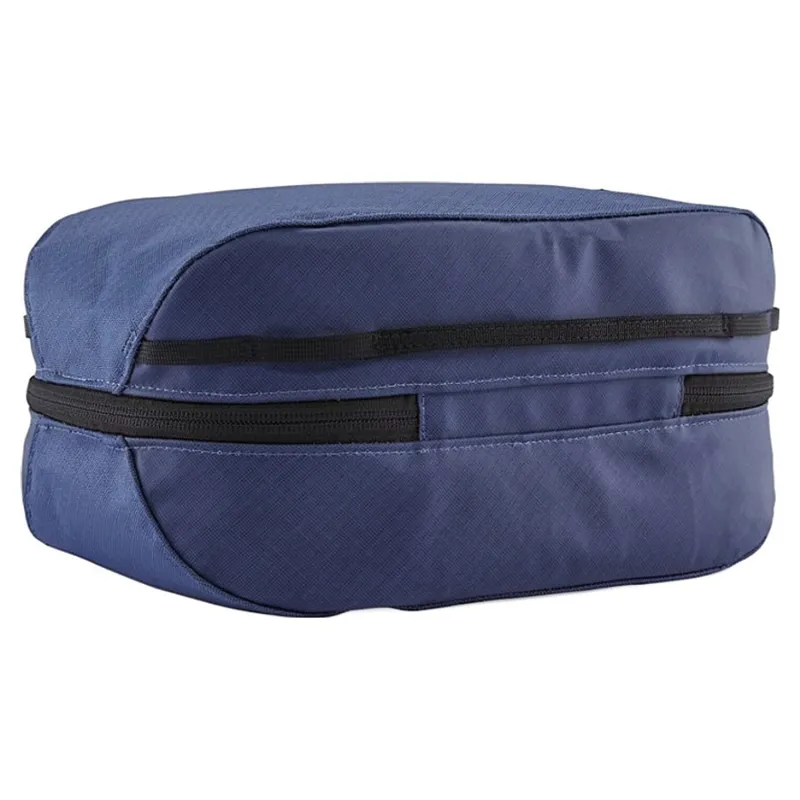 Patagonia Black Hole Cube 6L in Current Blue-1