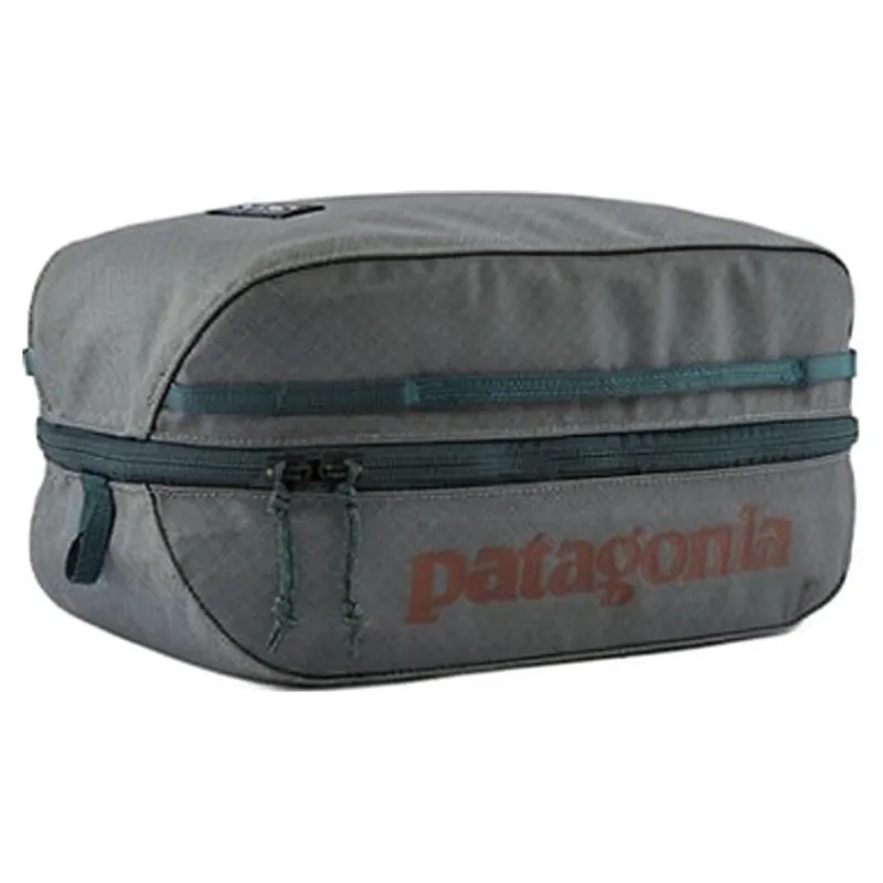 Patagonia Black Hole Cube 6L in Noble Grey