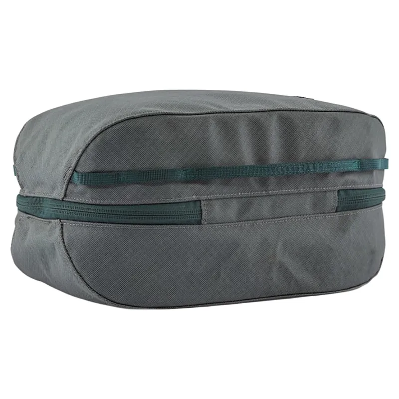 Patagonia Black Hole Cube 6L in Noble Grey-1