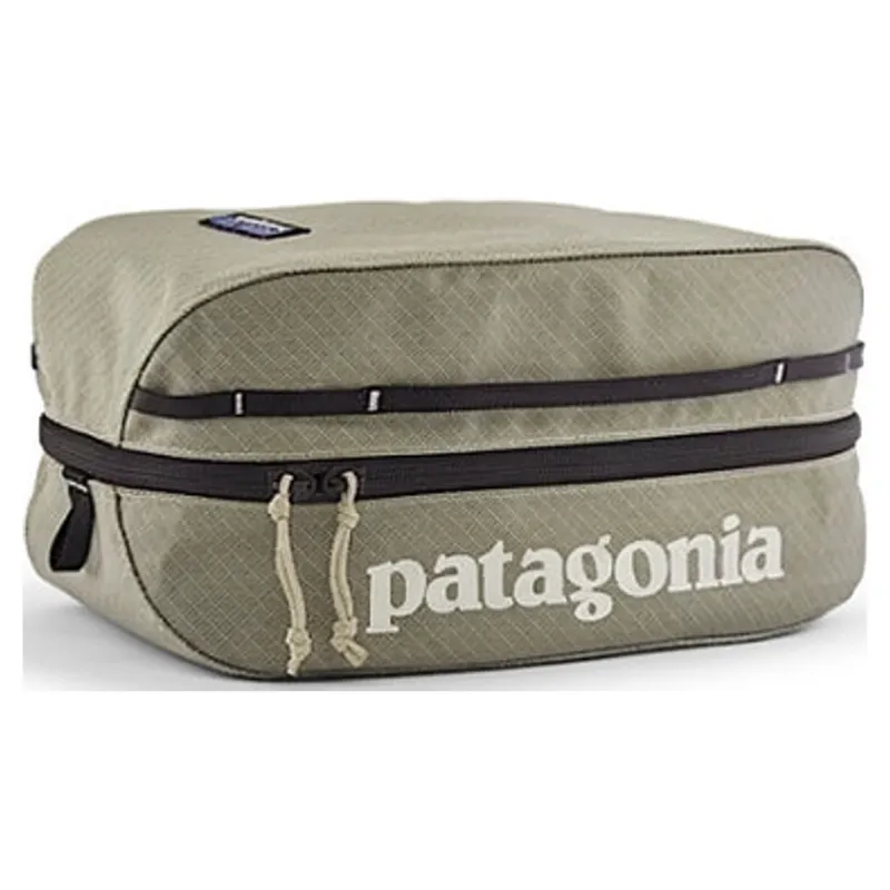 Patagonia Black Hole Cube 6L in Weathered Stone