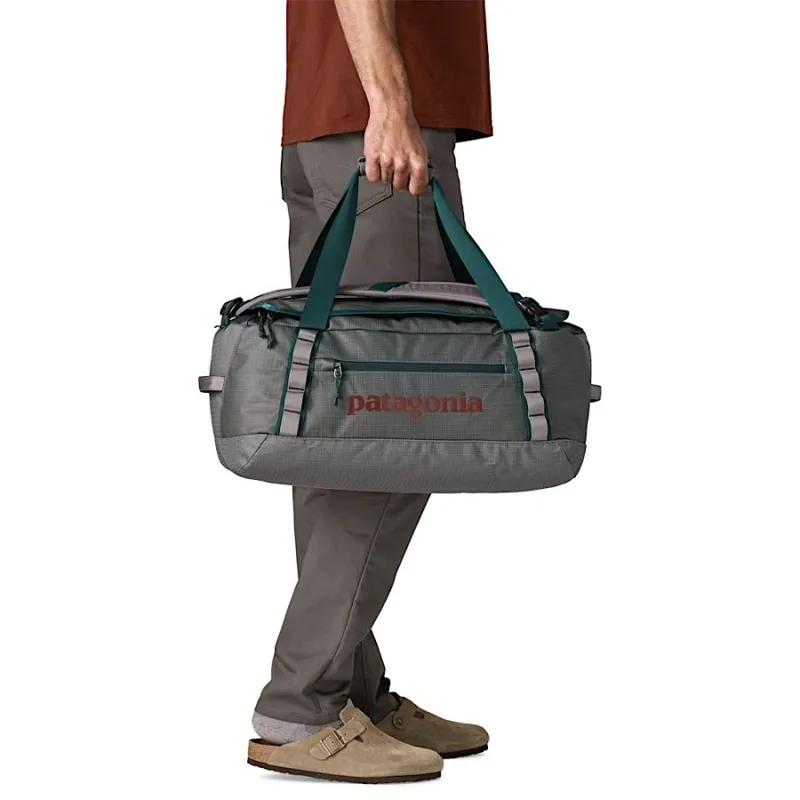 Patagonia Black Hole Duffel 40L in Noble Grey-3