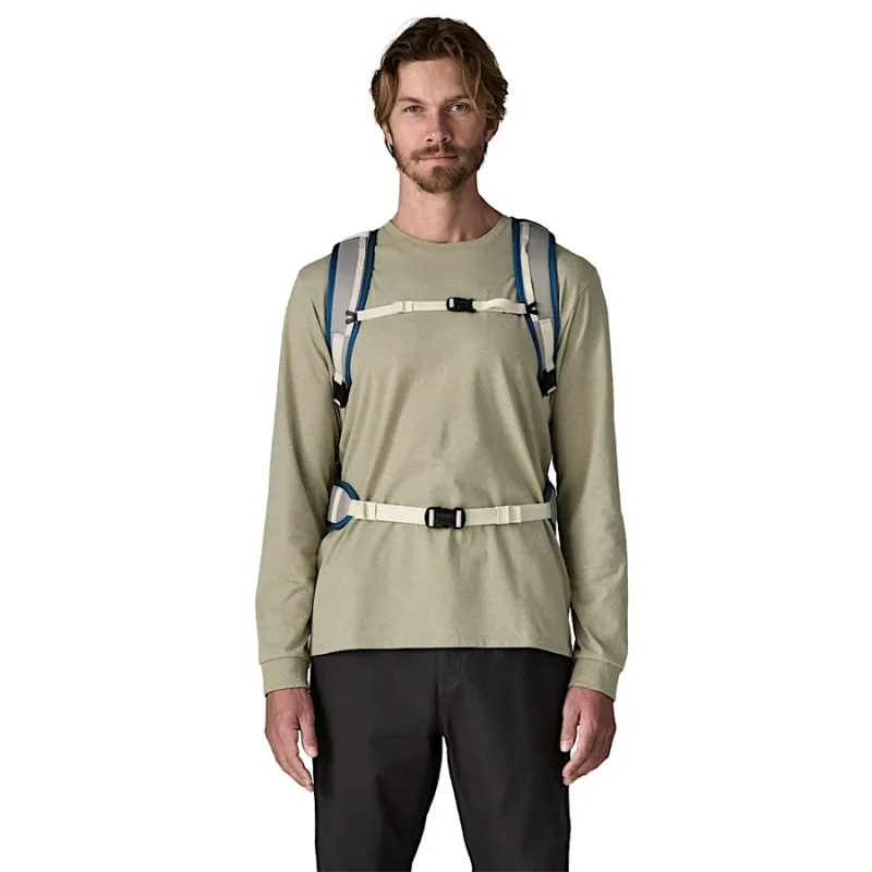 Patagonia Black Hole Mini MLC 30L in Birch White-2