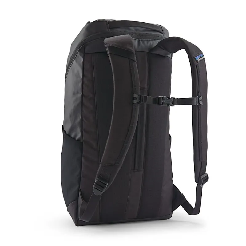 Patagonia Black Hole Pack 25L in Black w/Black-1