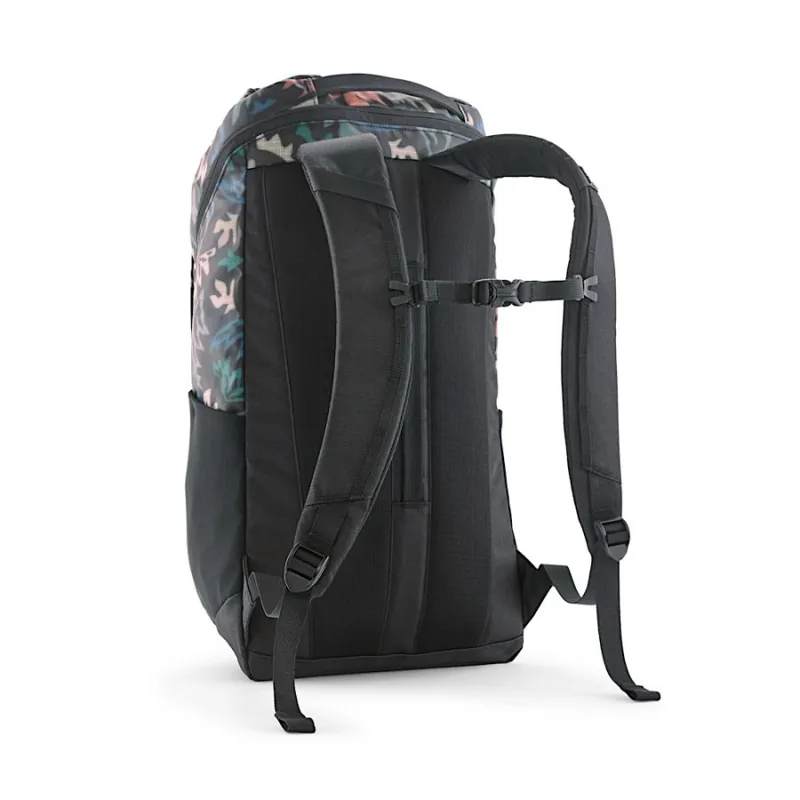 Patagonia Black Hole Pack 25L in Kaleido: Black-1