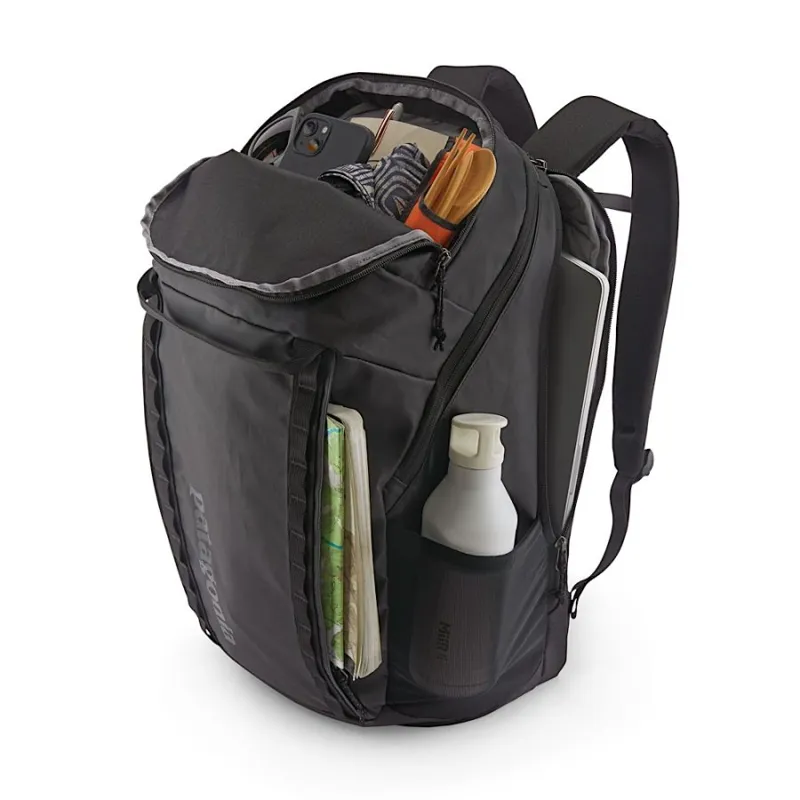 Patagonia Black Hole Pack 32L in Black w/Black-2