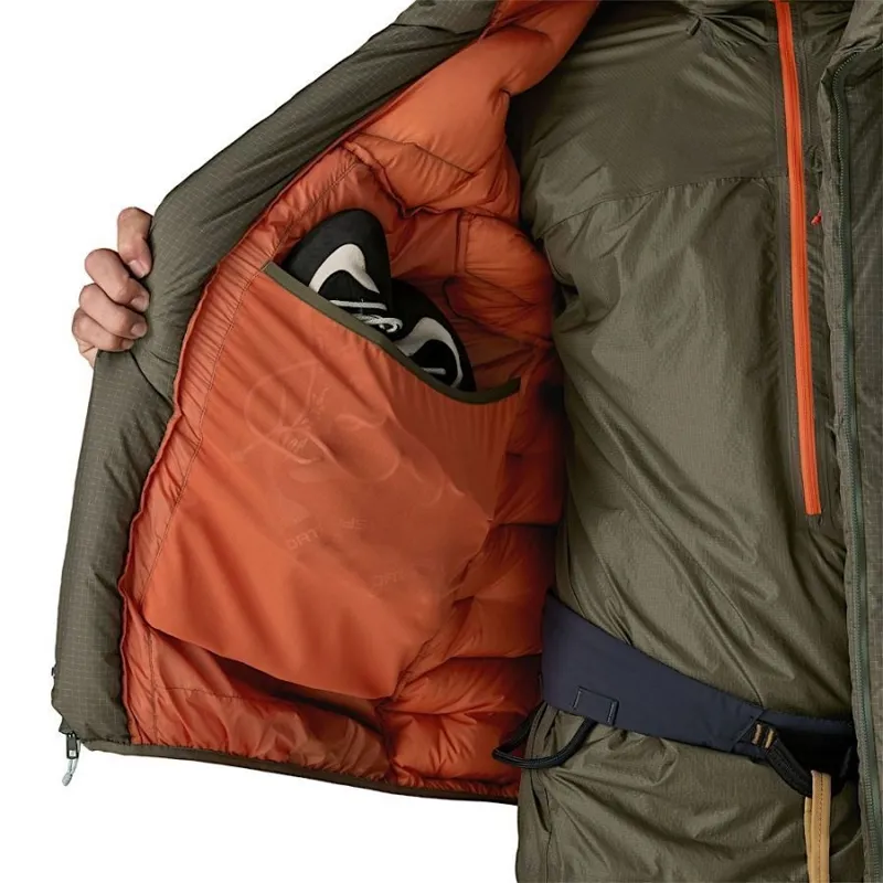 Patagonia Durable Down Parka Men's in Basin Green-9