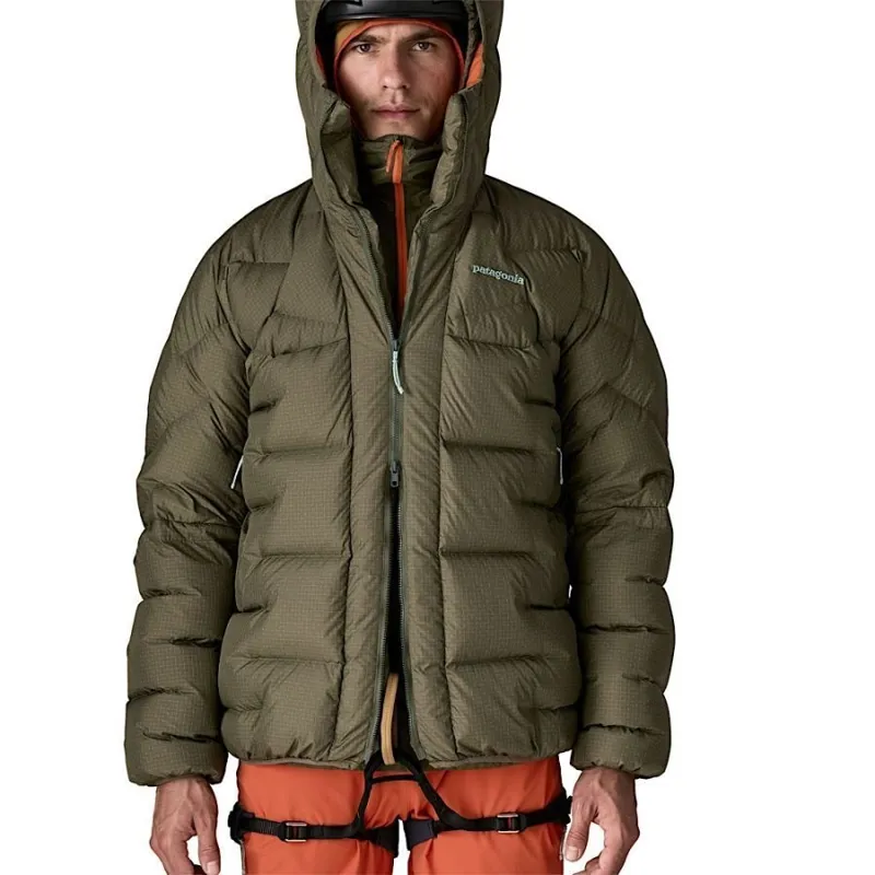 Patagonia Durable Down Parka Men's in Basin Green-7